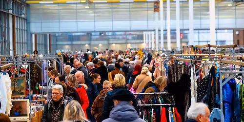 DÈ GROOTSTE VLOOIENMARKT v/d Haarlemmermeer | Vijfhuizen in Noord-Holland
