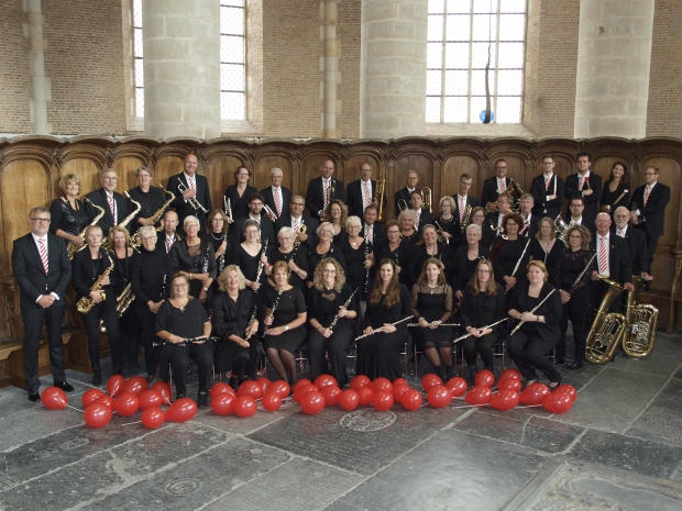 Openluchtconcert Stedelijk Harmonieorkest SDG Alkmaar in Noord-Holland