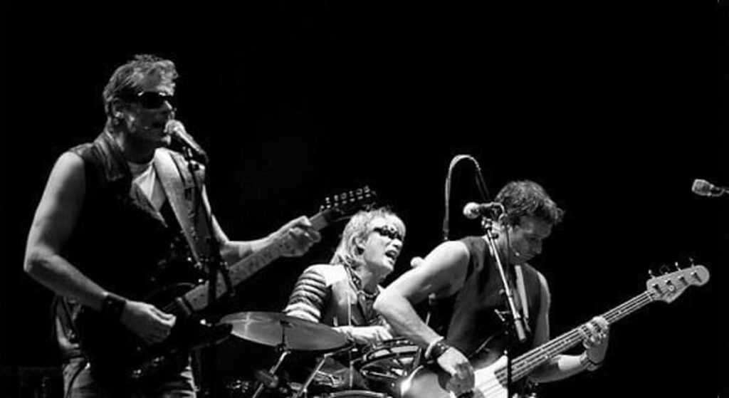 Viggo Waas & Eddie B Wahr – Eigenlijk in Noord-Holland