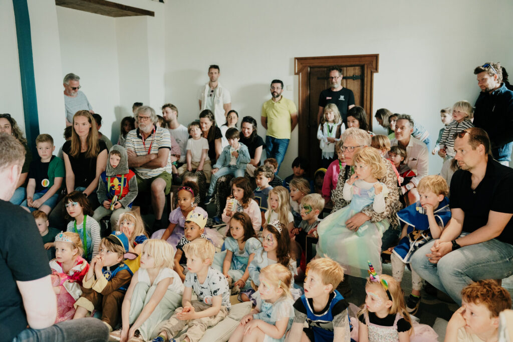 Familietheater: Alleen op de wereld in Noord-Holland