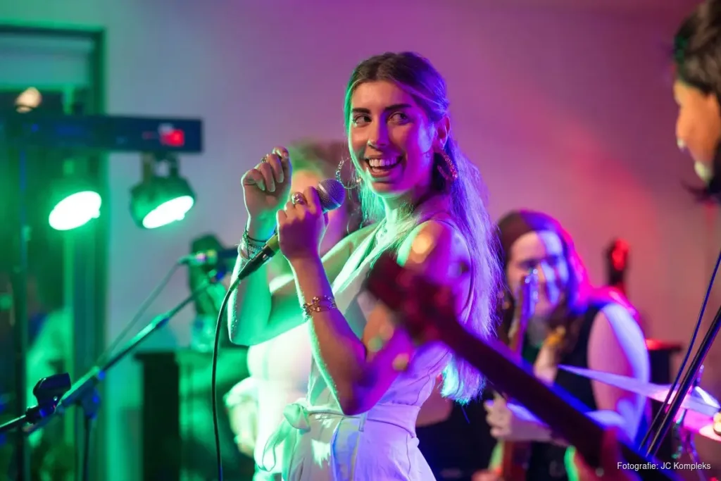 Popmania 2026 in JC Kompleks; het evenement voor regionaal muziektalent in Noord-Holland