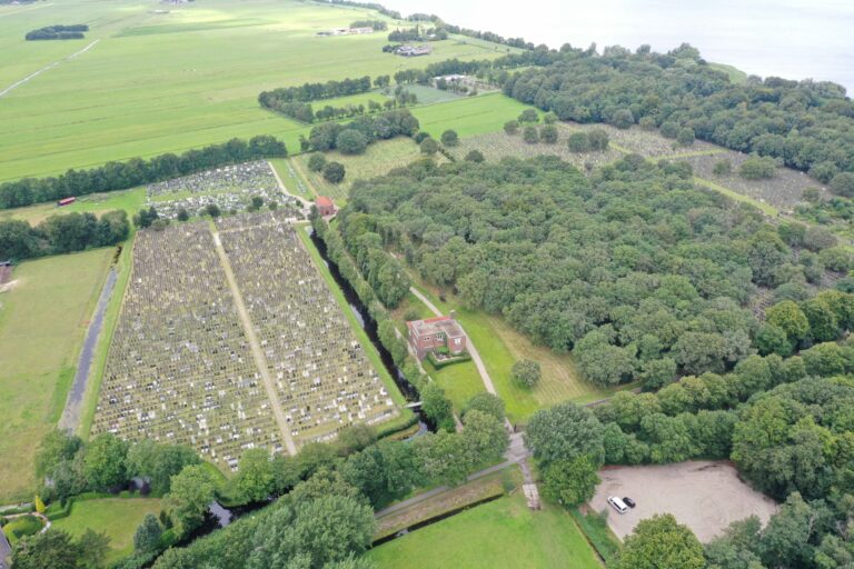 Ontdek de Joodse Begraafplaats Muiderberg — Natuur in Noord-Holland
