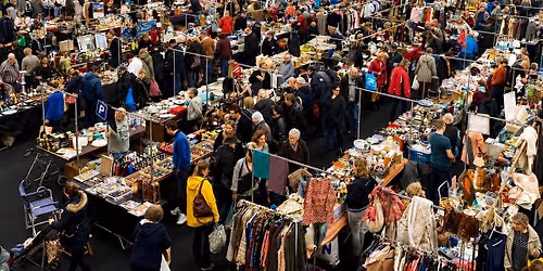 Grote VLOOIENMARKT | Eemnes in Noord-Holland