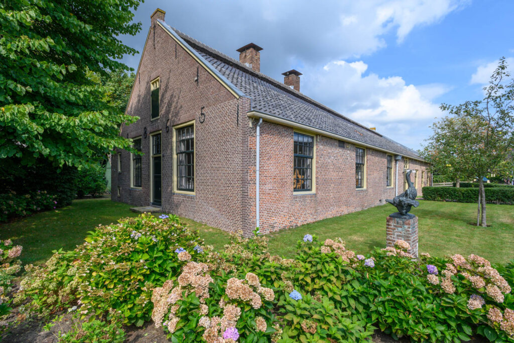 Dorpswandeling historisch Huizen met gids in Noord-Holland
