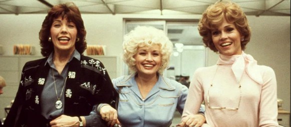 9 to 5 (1980 – Ode aan Dolly Parton) in Noord-Holland
